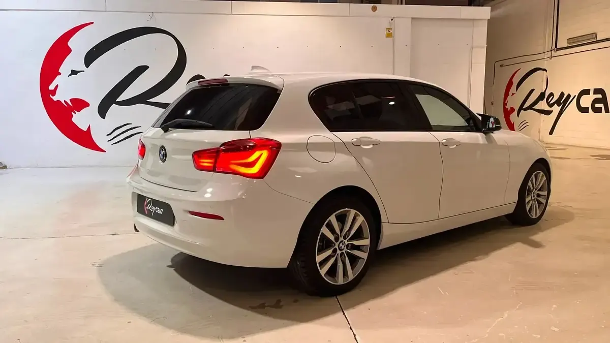 Usado BMW 118 136 CV (100 kW) 2019 Blanco Utilitario