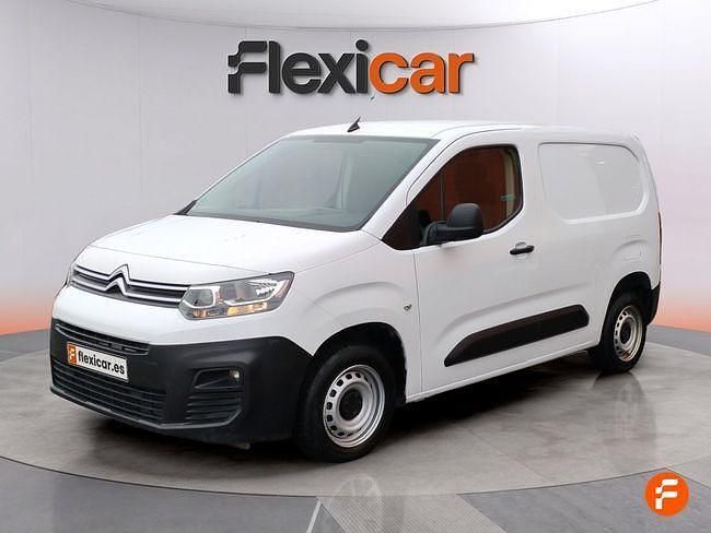 Usado Citroën Berlingo Feel 102 CV (75 kW) 2021 Blanco Monovolumen
