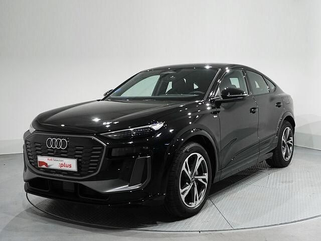 Usado Audi e-tron S-Line 285 kW (388 CV) 2025 Negro SUV