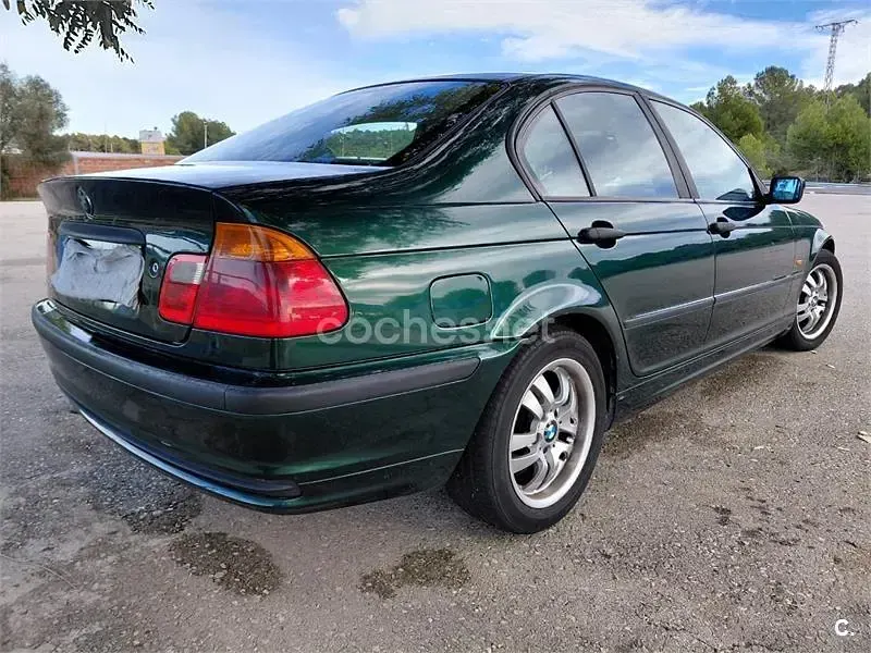 Usado BMW 320 136 CV (100 kW) 2000 Verde Berlina