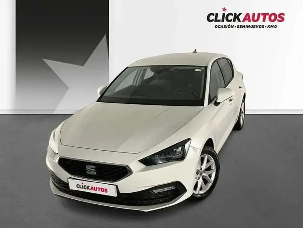 Usado Seat Leon Style 110 CV (80 kW) 2024 Blanco Utilitario