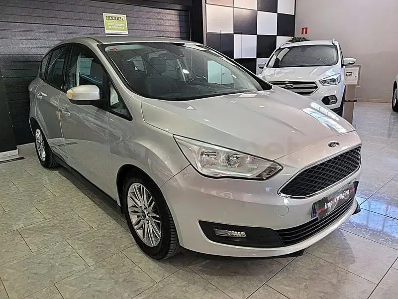Usado Ford C-MAX Titanium 125 CV (91 kW) 2017 Gris / plata Monovolumen