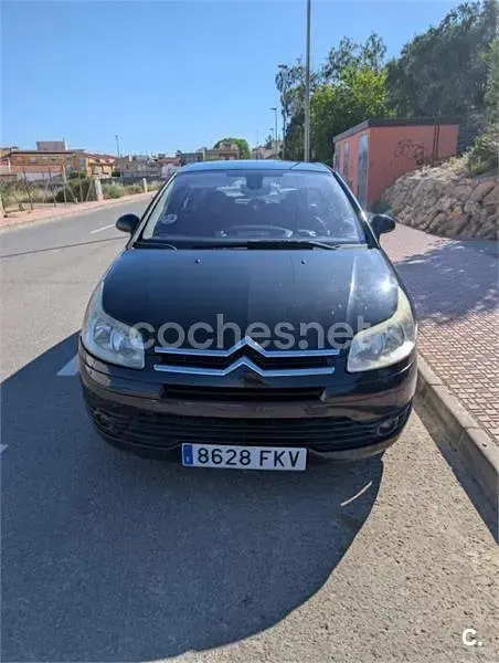 Usado Citroën C4 110 CV (80 kW) 2007 Negro Berlina