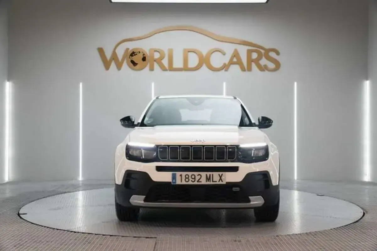 Usado Jeep Avenger Altitude 101 CV (74 kW) 2023 Blanco SUV