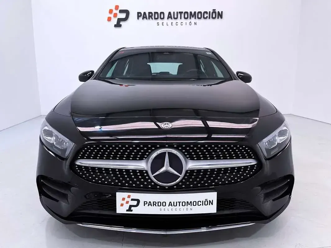Usado Mercedes A200 AMG 150 CV (110 kW) 2021 Negro Utilitario
