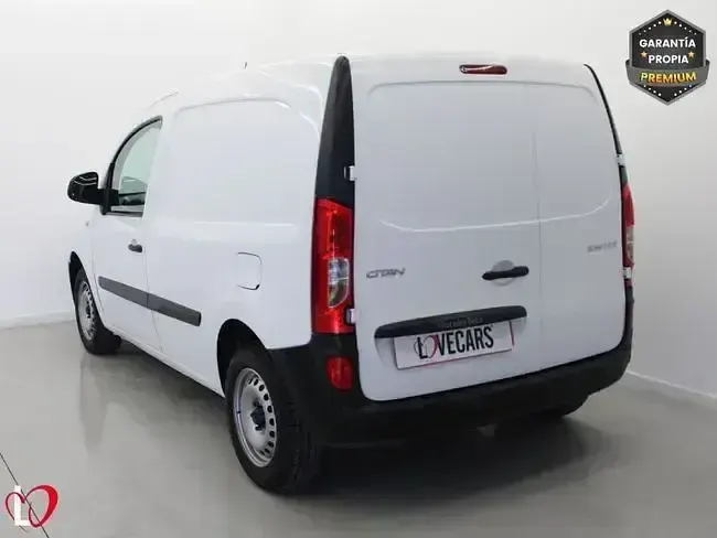 Usado Mercedes Citan 109 90 CV (66 kW) 2018 Blanco Monovolumen
