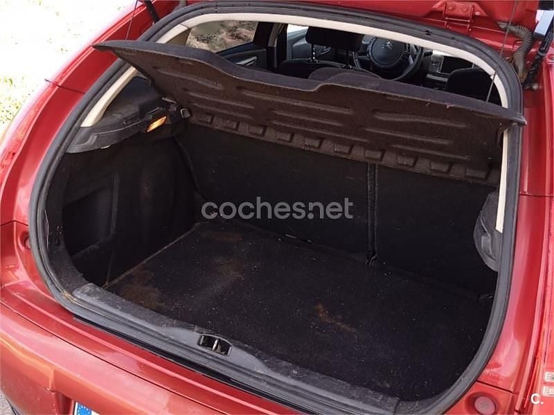 Usado Citroën C4 109 CV (80 kW) 2009 Granate Berlina