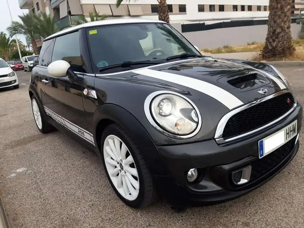 Usado Mini Cooper S Coupé 184 CV (135 kW) 2012 Gris Coupe