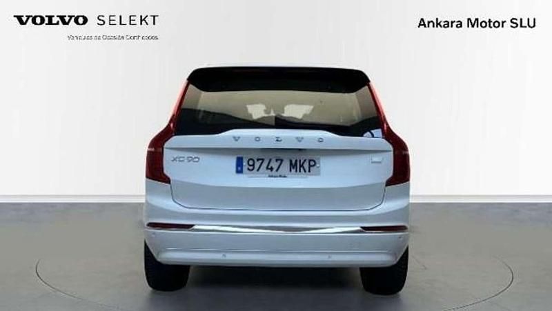 Usado Volvo XC90 Core 455 CV (334 kW) 2023 Blanco SUV