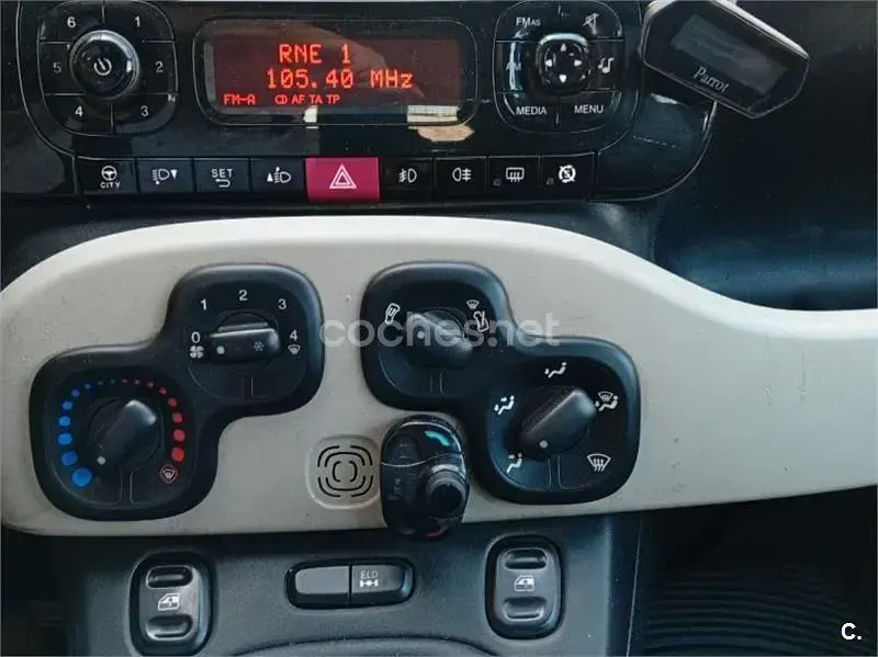 Usado Fiat Panda 4x4 75 CV (55 kW) 2014 Blanco Utilitario