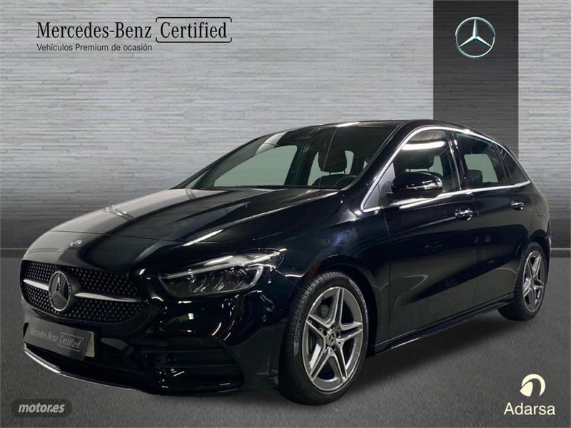 Negro Usado 2023 Mercedes B180 AMG line Monovolumen | 29.900 € (Un poco caro) - Imagen 1/4