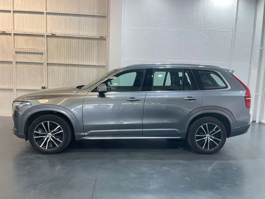 Usado Volvo XC90 Momentum 235 CV (172 kW) 2020 Gris SUV