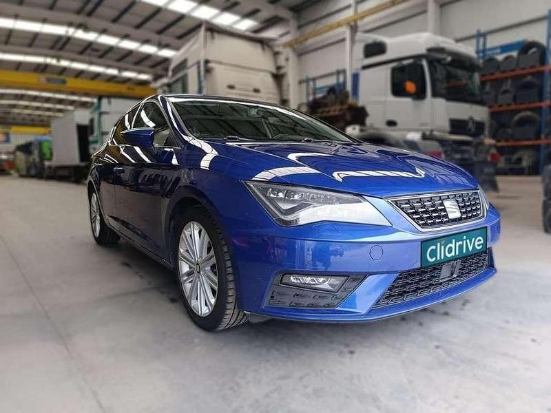 Usado Seat Leon XCELLENCE 150 CV (110 kW) 2020 Azul Utilitario
