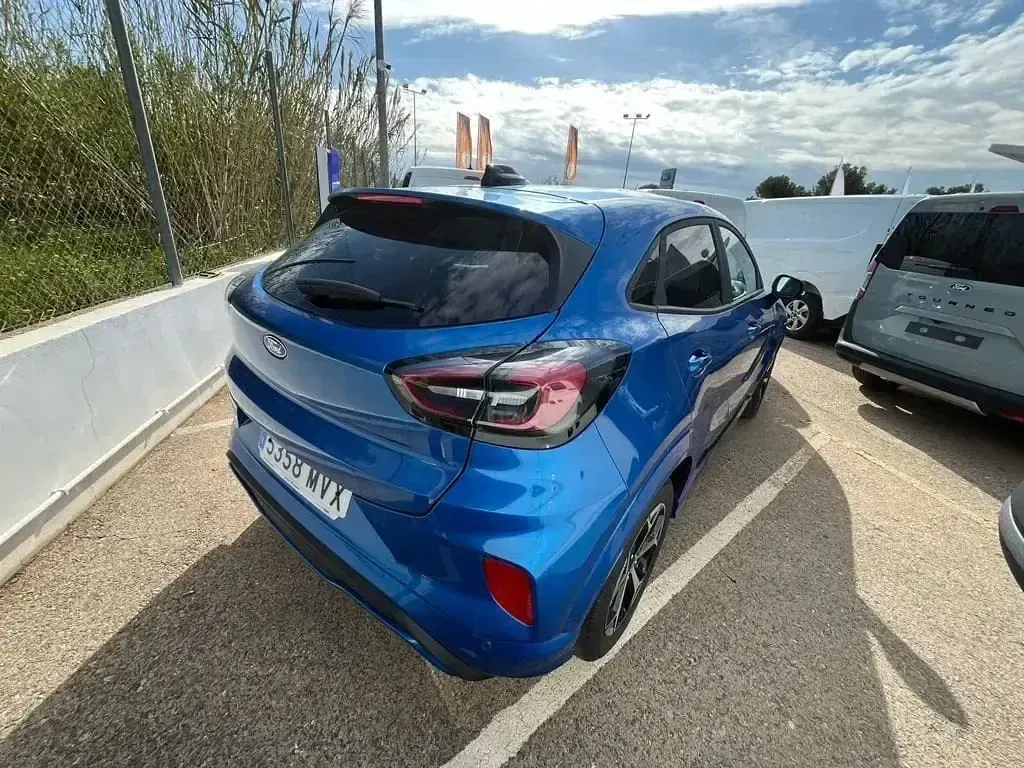 Usado Ford Puma ST-Line 125 CV (91 kW) 2024 Azul SUV