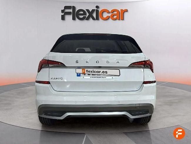 Usado Skoda Kamiq Ambition 110 CV (80 kW) 2022 Blanco SUV
