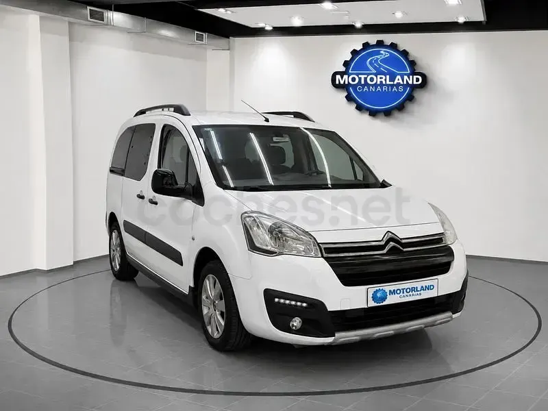Usado Citroën Berlingo XTR 92 CV (67 kW) 2015 Blanco Monovolumen