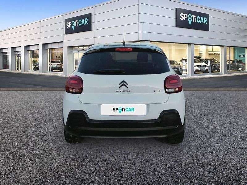 Usado Citroën C3 Shine 102 CV (75 kW) 2022 Blanco Utilitario