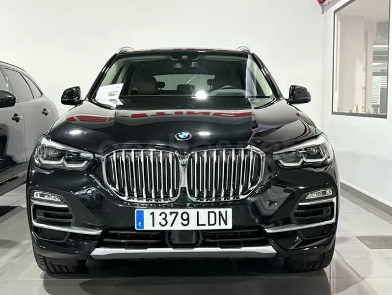 Usado BMW X5 Comfort Edition 265 CV (194 kW) 2019 Negro SUV