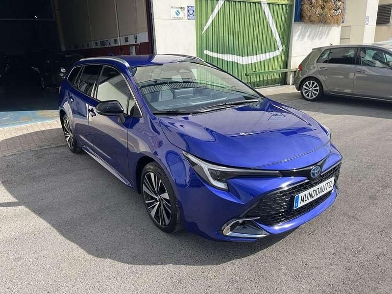 Azul Nuevo 2025 Toyota Corolla Edition Familiar | 29.990 € (Un poco caro) - Imagen 1/4