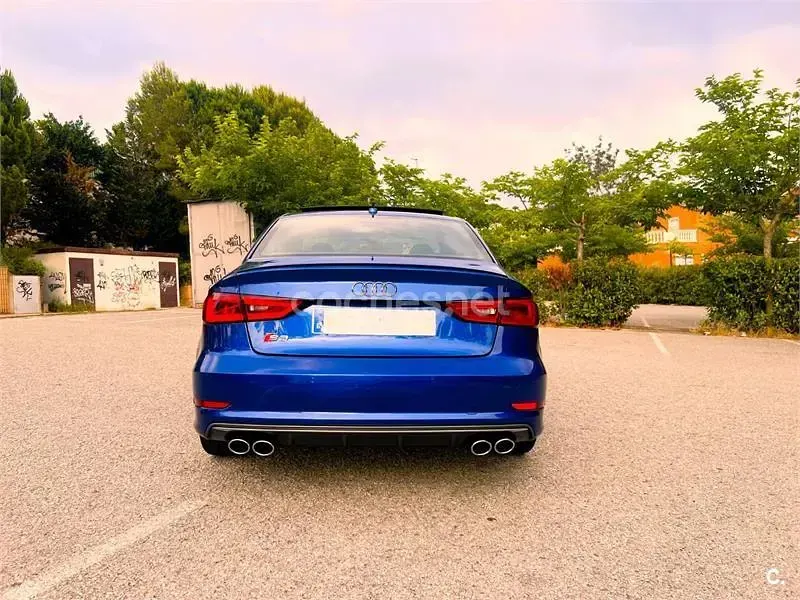 Usado Audi S3 Exclusive 300 CV (220 kW) 2014 Azul Berlina