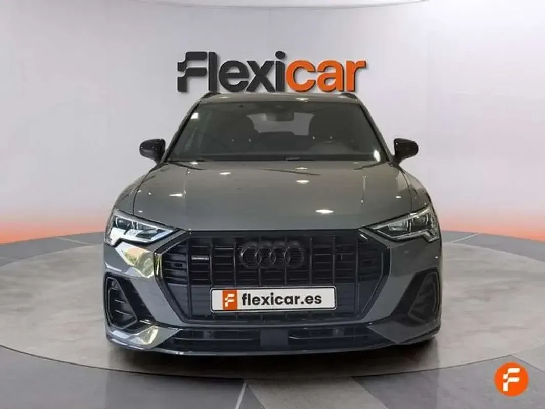 Usado Audi Q3 190 CV (139 kW) 2019 Gris SUV