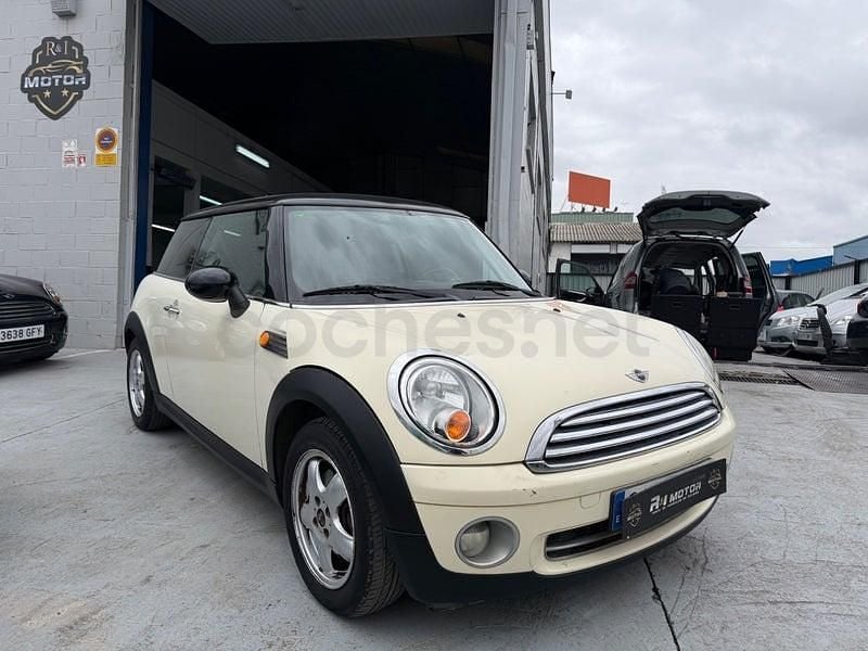 Begagnad Mini Cooper 120 HK (88 kW) 2007 Beige Halvkombi