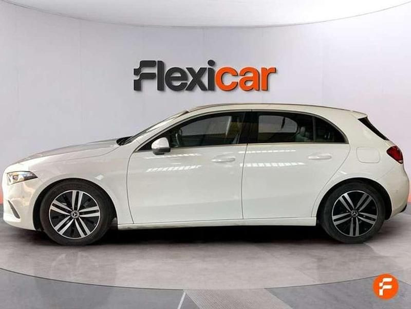 Usado Mercedes A180 116 CV (85 kW) 2022 Blanco Utilitario