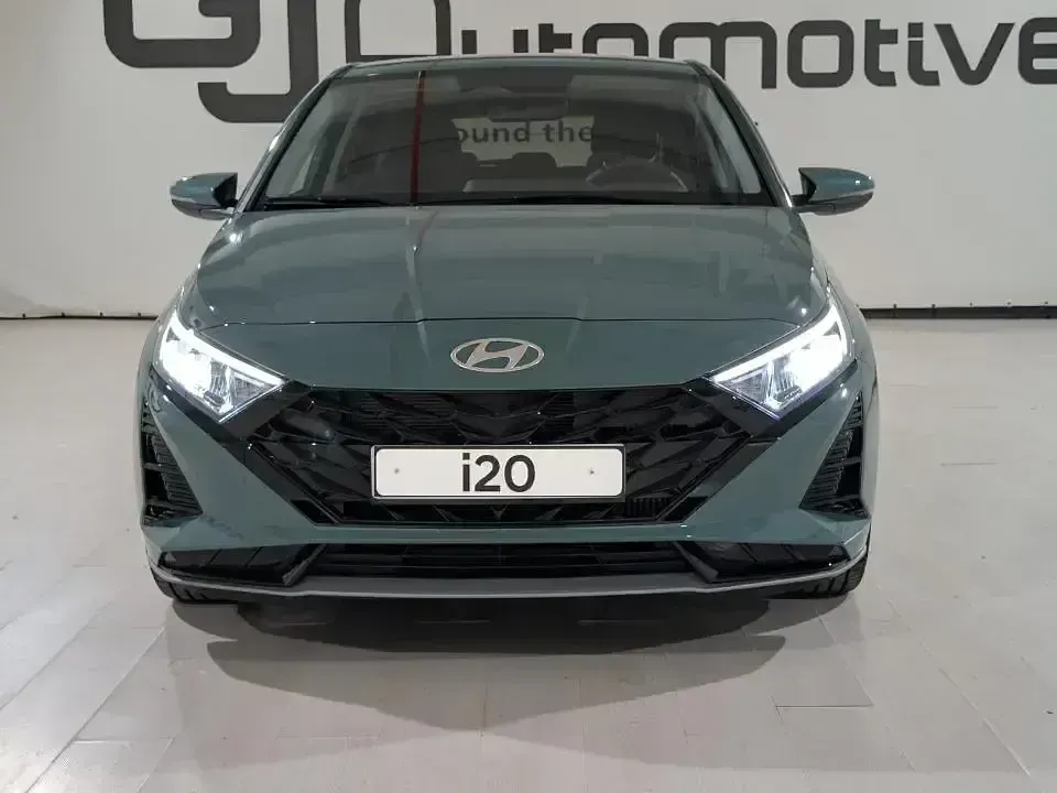 Usado Hyundai i20 100 CV (73 kW) 2025 Otro Berlina