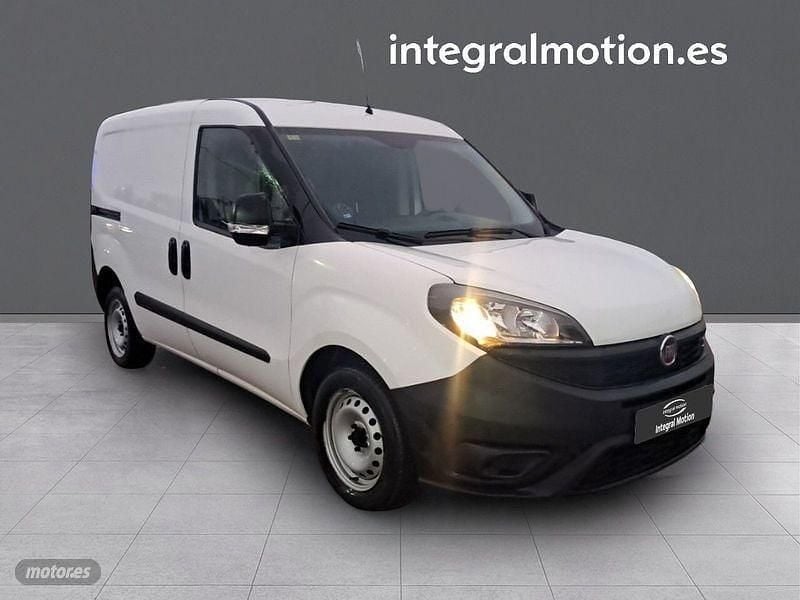 Usado Fiat Doblò 95 HP (69 kW) 2019 Branco Monovolume