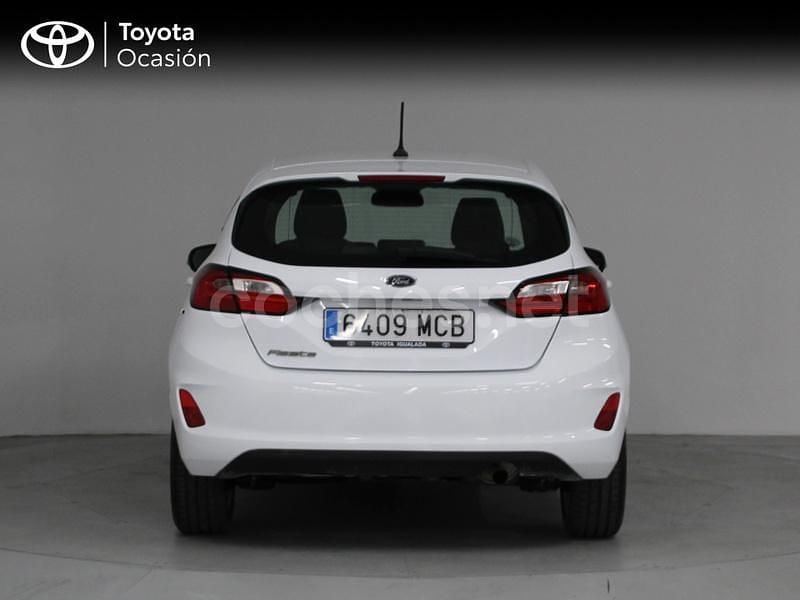 Usado Ford Fiesta Trend 75 CV (55 kW) 2022 Blanco Berlina