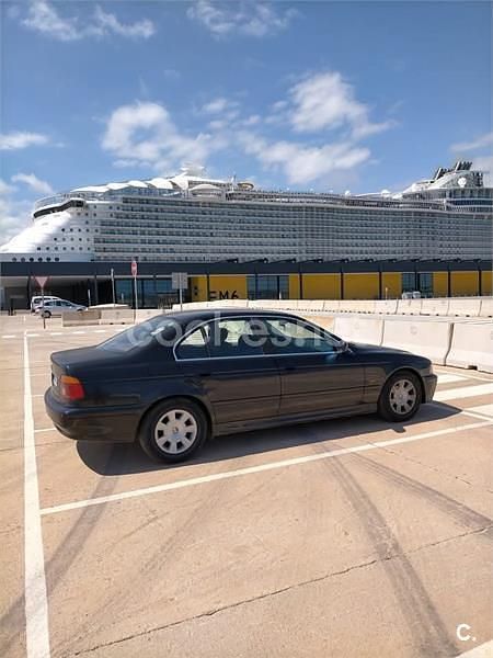 Usado BMW 525 163 CV (119 kW) 2001 Negro Berlina