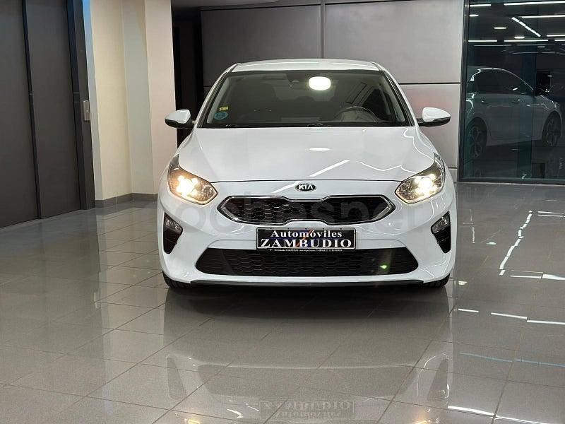 Usado Kia Ceed 136 CV (100 kW) 2020 Blanco Utilitario