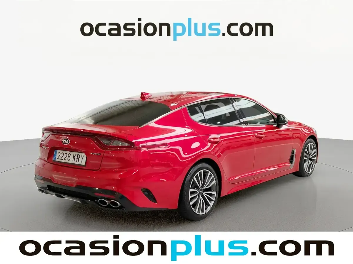 Usado Kia Stinger GT-Line 200 CV (147 kW) 2018 Rojo Utilitario
