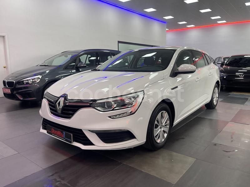 Usado Renault Mégane GrandTour Life 100 CV (73 kW) 2020 Blanco Familiar