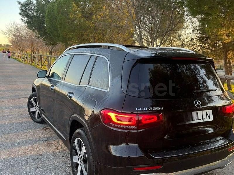 Usado Mercedes GLB220 190 CV (139 kW) 2021 Negro SUV