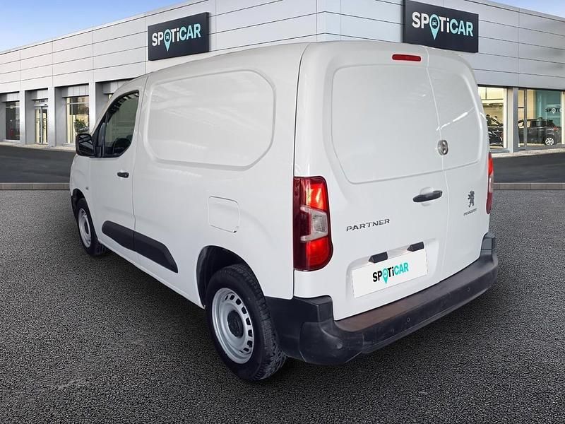 Usado Peugeot Partner 98 CV (72 kW) 2020 Blanco Monovolumen