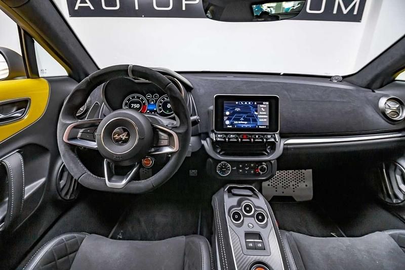 Usado Alpine A110 300 CV (220 kW) 2023 Amarillo Coupe