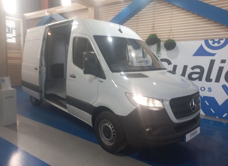 Usado Mercedes Sprinter 150 CV (110 kW) 2023 Blanco Van
