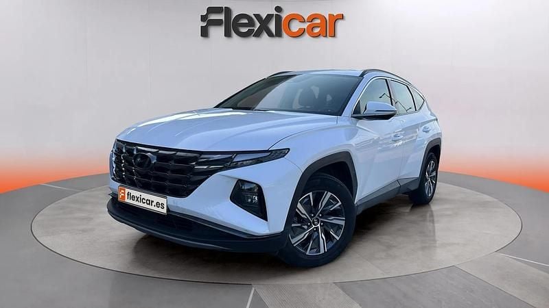 Begagnad Hyundai Tucson 232 HK (170 kW) 2022 Vit SUV