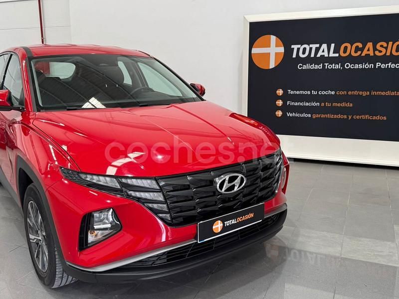 Rojo Usado 2022 Hyundai Tucson SUV | 26.490 € (Un poco caro) - Imagen 1/4