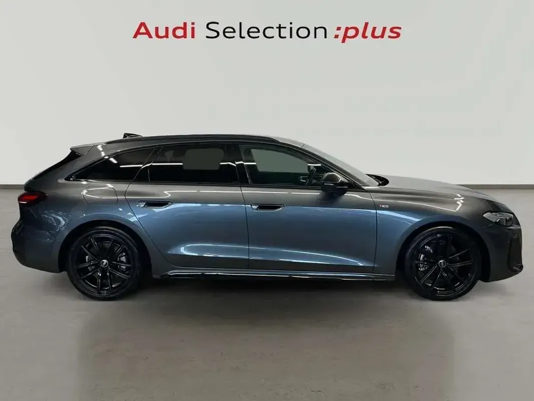 Usado Audi A5 Ambiente 204 CV (150 kW) 2025 Gris Familiar