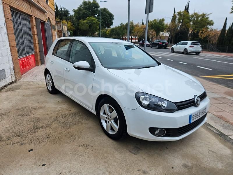 Usado VW Golf VI 105 CV (77 kW) 2011 Blanco Utilitario