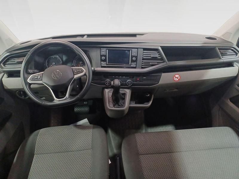 Usado VW Caravelle 150 CV (110 kW) 2024 Azul Monovolumen