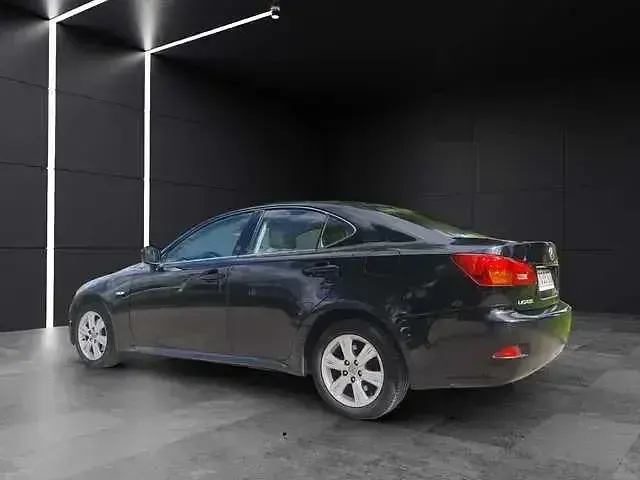 Usado Lexus IS220d Luxury Line 177 CV (130 kW) 2006 Negro Berlina
