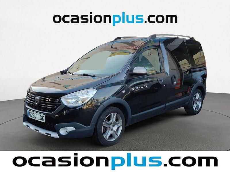 Negro Usado 2020 Dacia Dokker Essentiel Van | 18.455 € (Caro) - Imagen 1/4