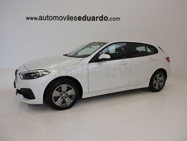 Usado BMW 118 Advantage 136 CV (100 kW) 2022 Blanco Utilitario