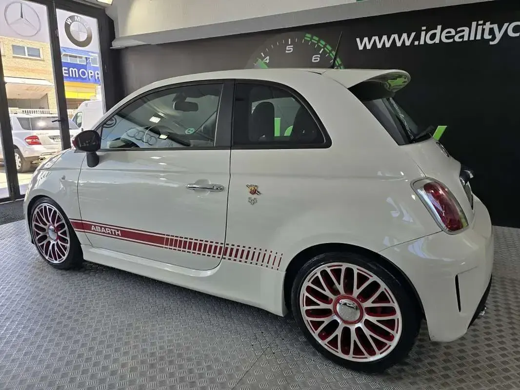 Usado Abarth 595 140 CV (102 kW) 2016 Blanco Utilitario