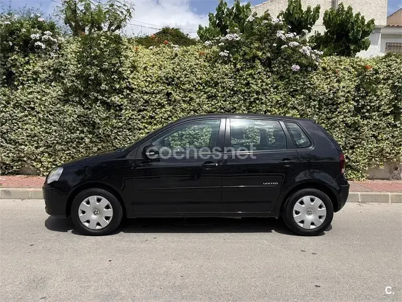 Begagnad VW Polo United 80 HK (58 kW) 2008 Svart Halvkombi