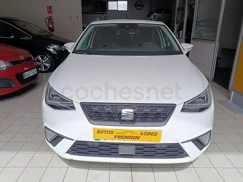 Usado Seat Ibiza Style 115 CV (84 kW) 2025 Blanco Utilitario