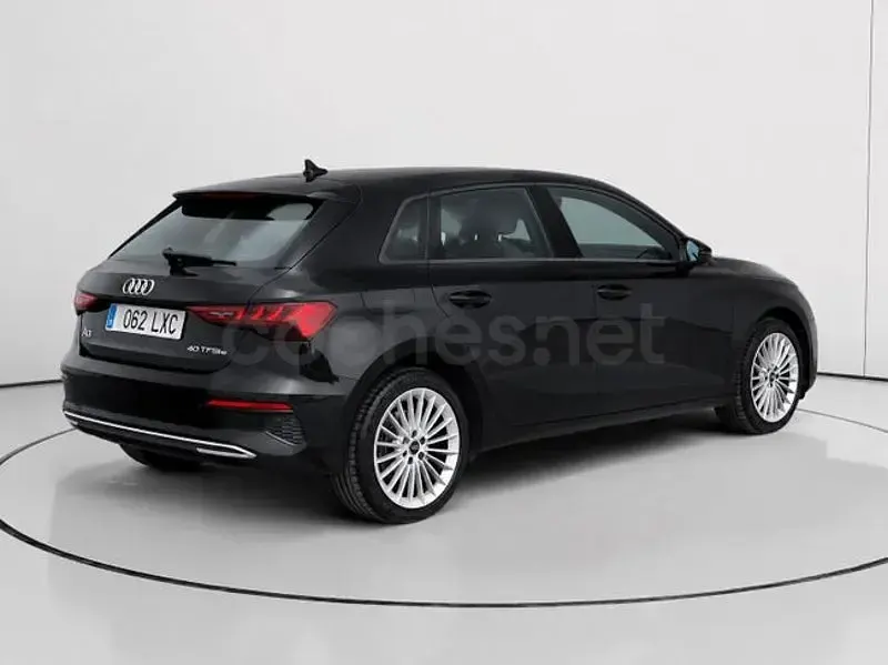 Usado Audi A3 Advanced Plus 204 CV (150 kW) 2022 Negro Berlina